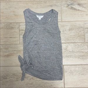 Grey tank